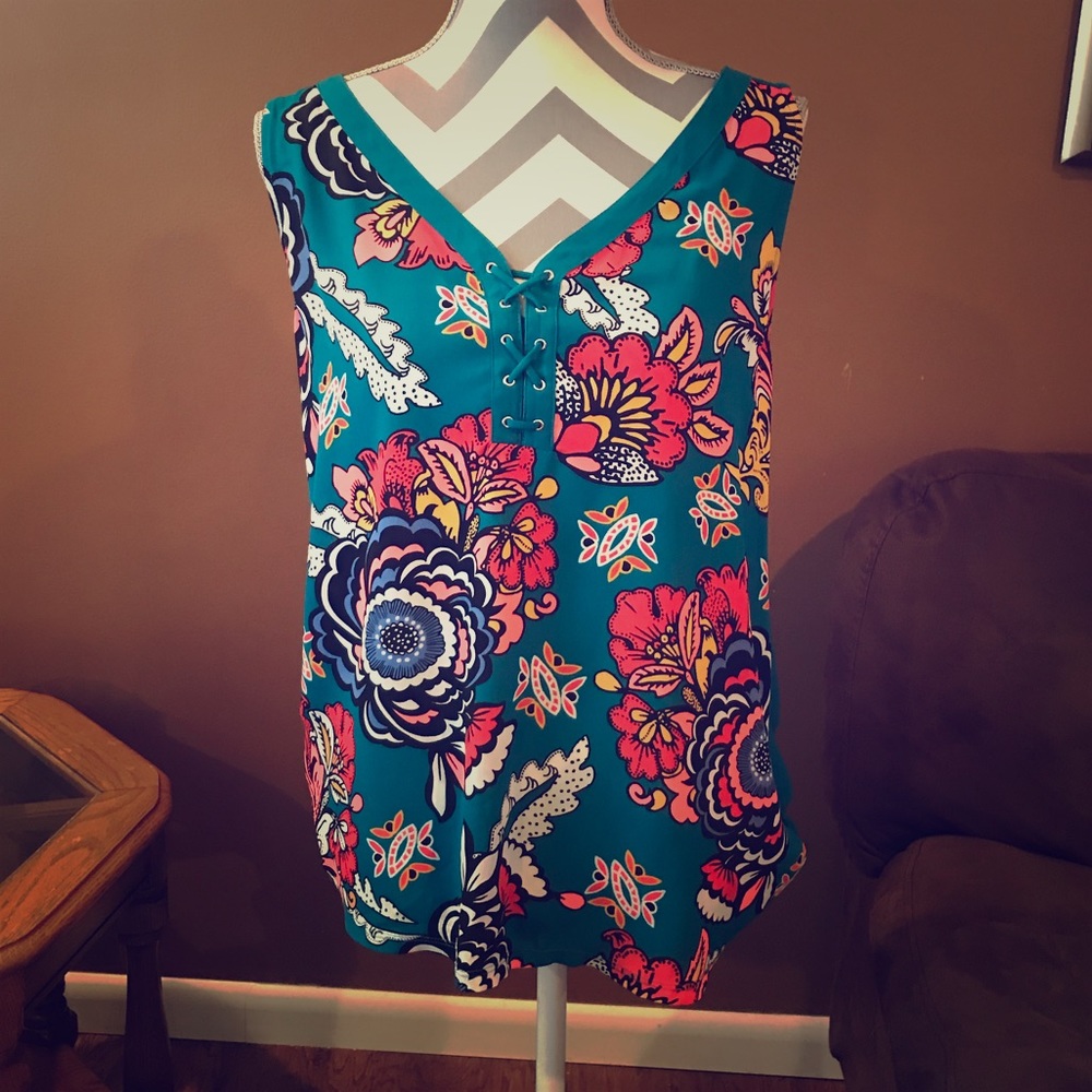 Express sleeveless top